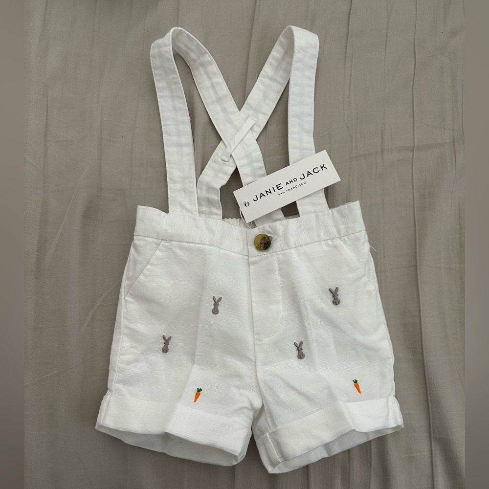 ❌SOLD❌ Janie and Jack Embroidered Bunny Suspender Short 0-3 months